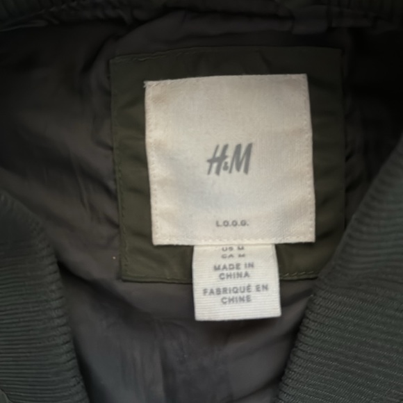 H&M NASA Bomber Green US M - Picture 2 of 4